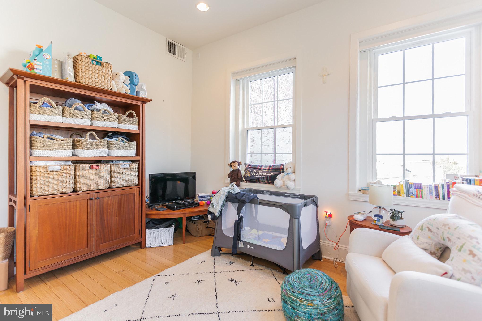 237-41 N Bread St #4