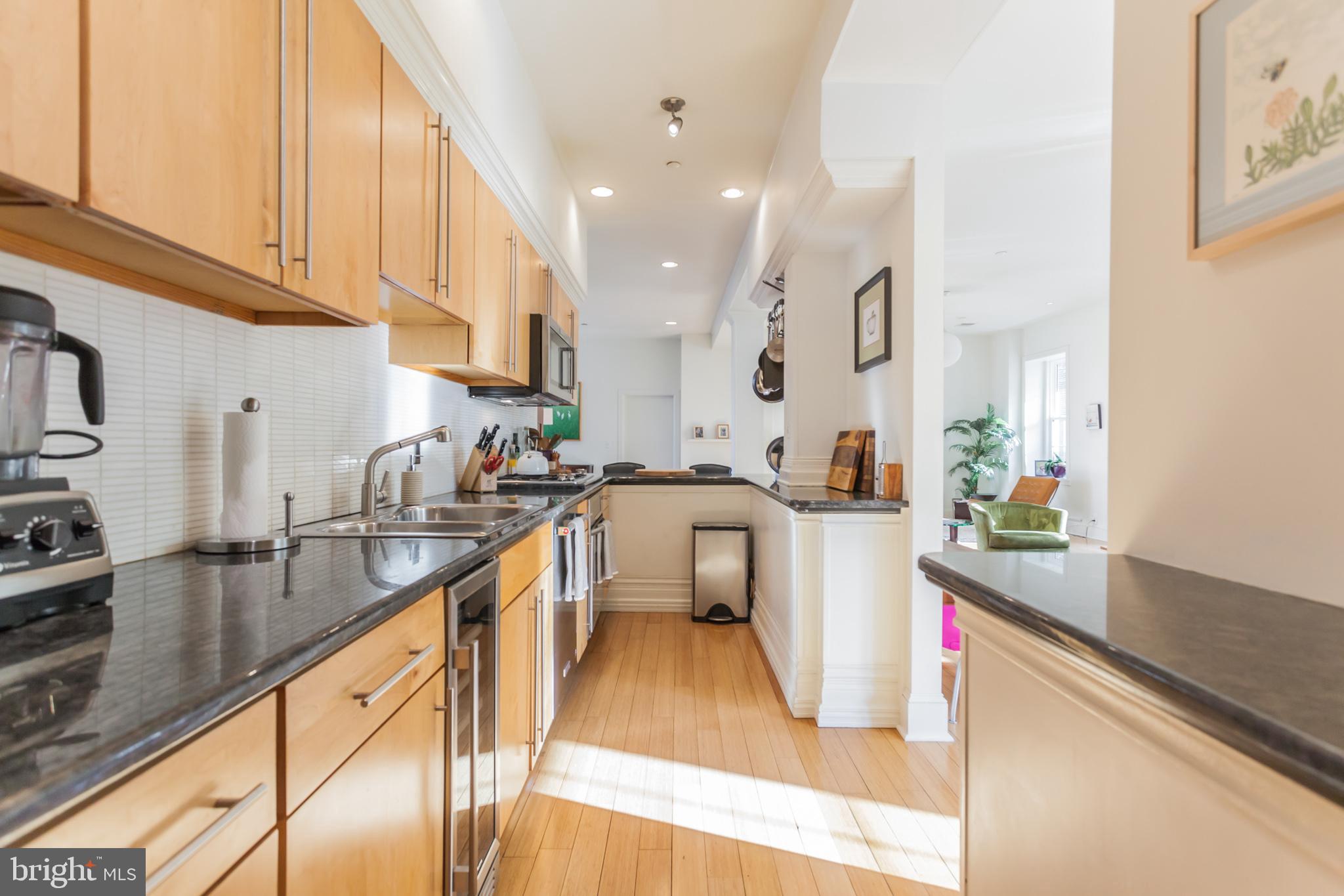 237-41 N Bread St #4