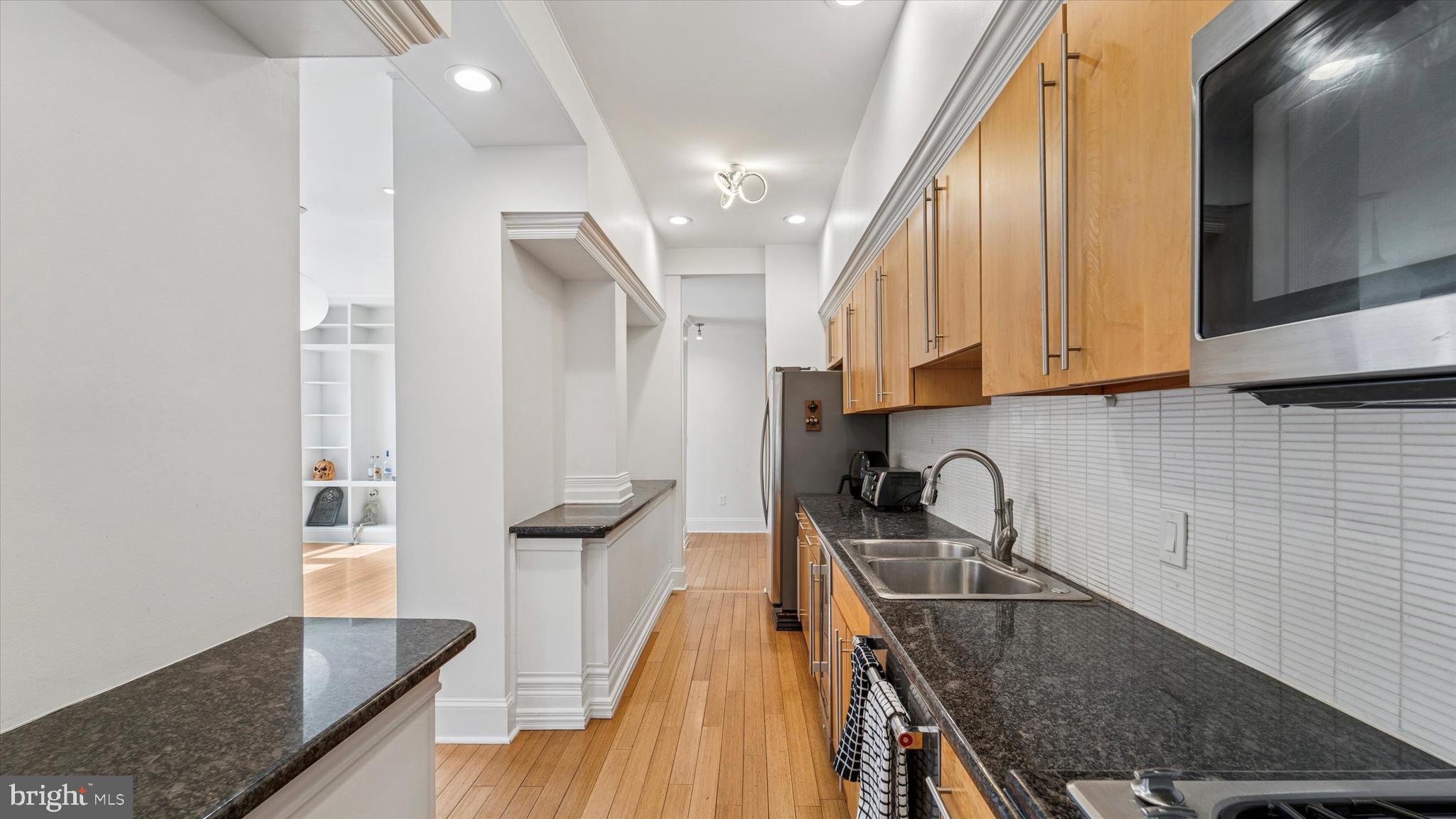 237-41 N Bread St #4