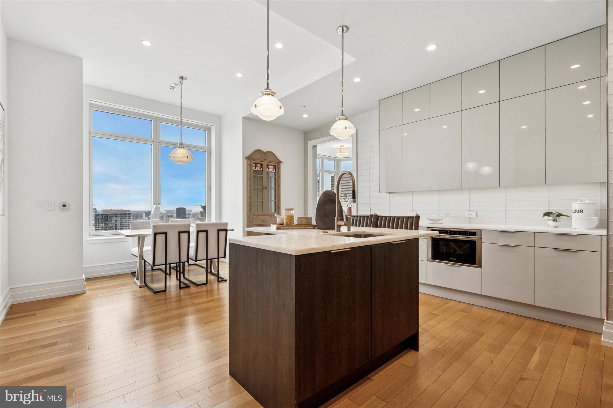 130 S 18TH STREET 3103