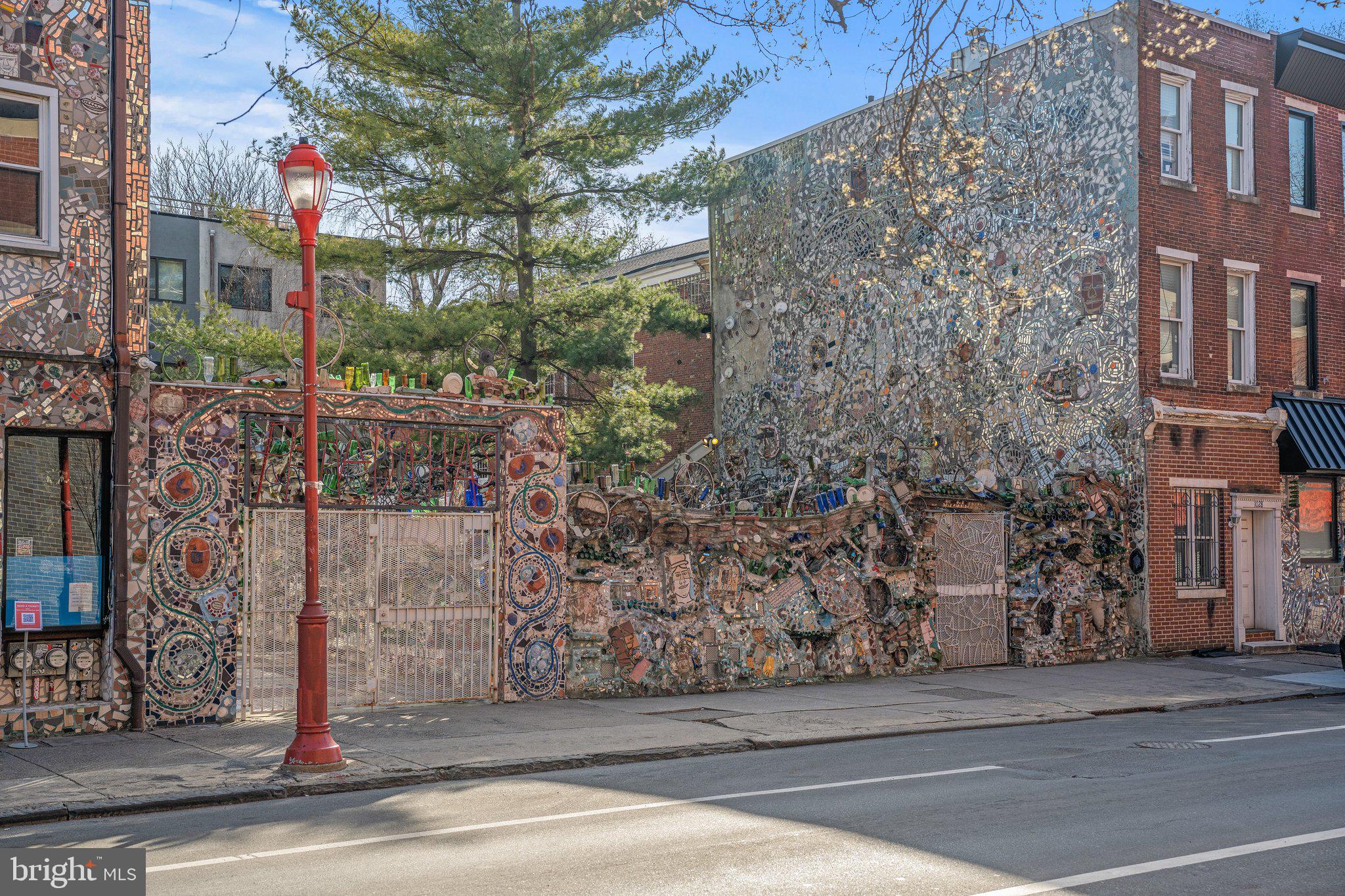 700 S 10TH STREET 2F