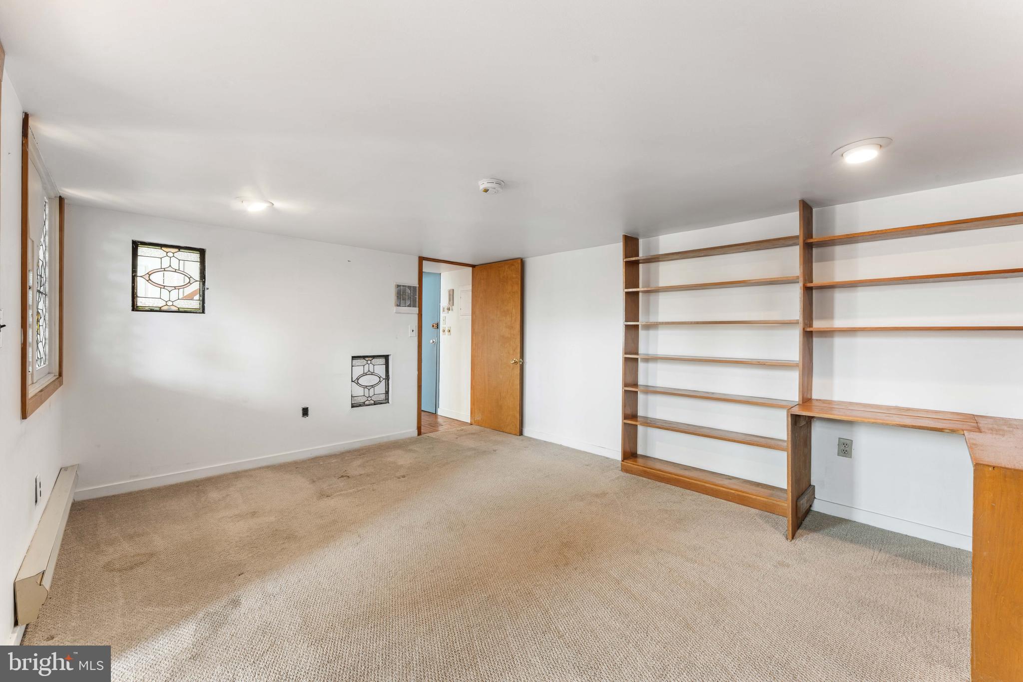 700 S 10TH STREET 2F