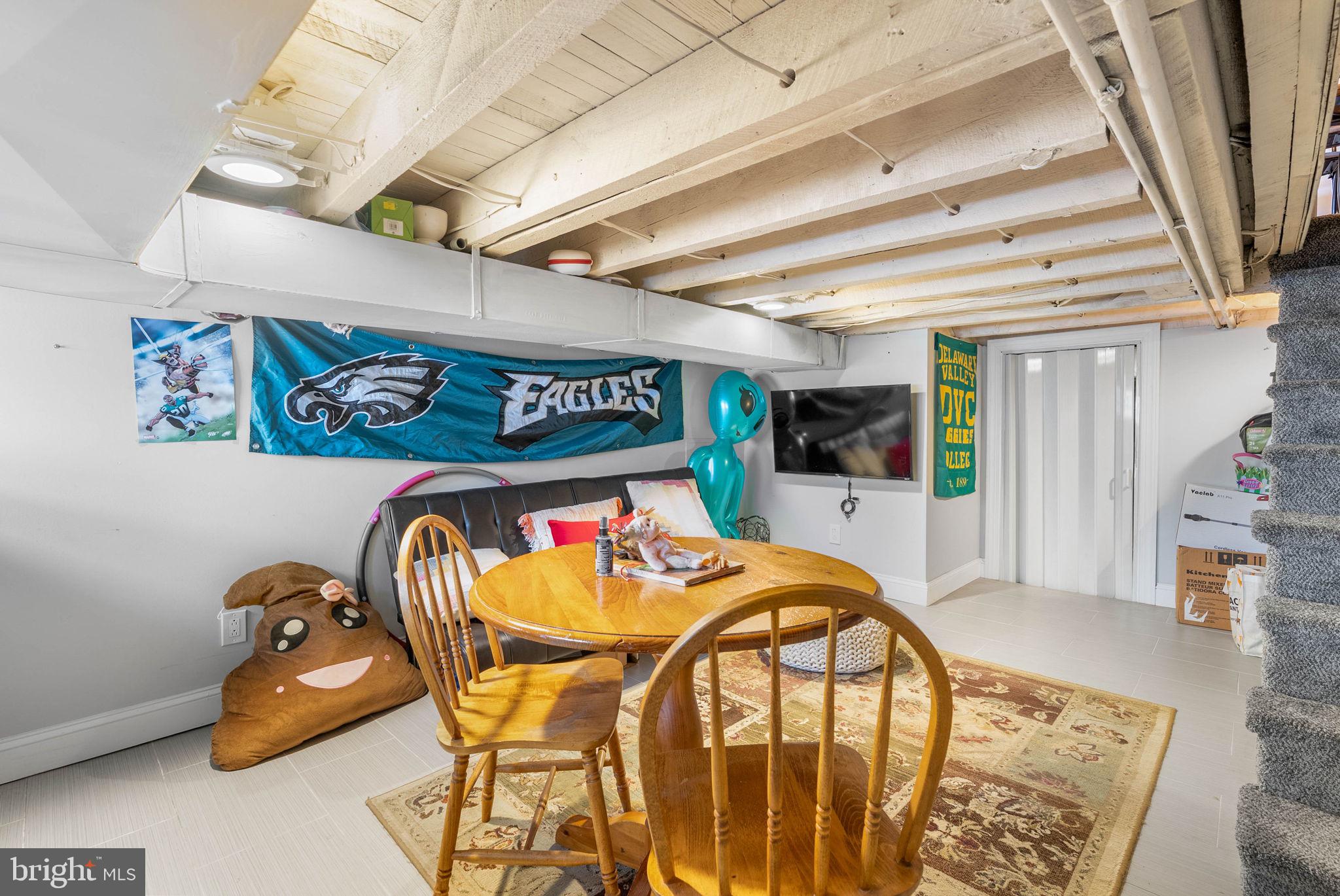 3423 LIVINGSTON STREET