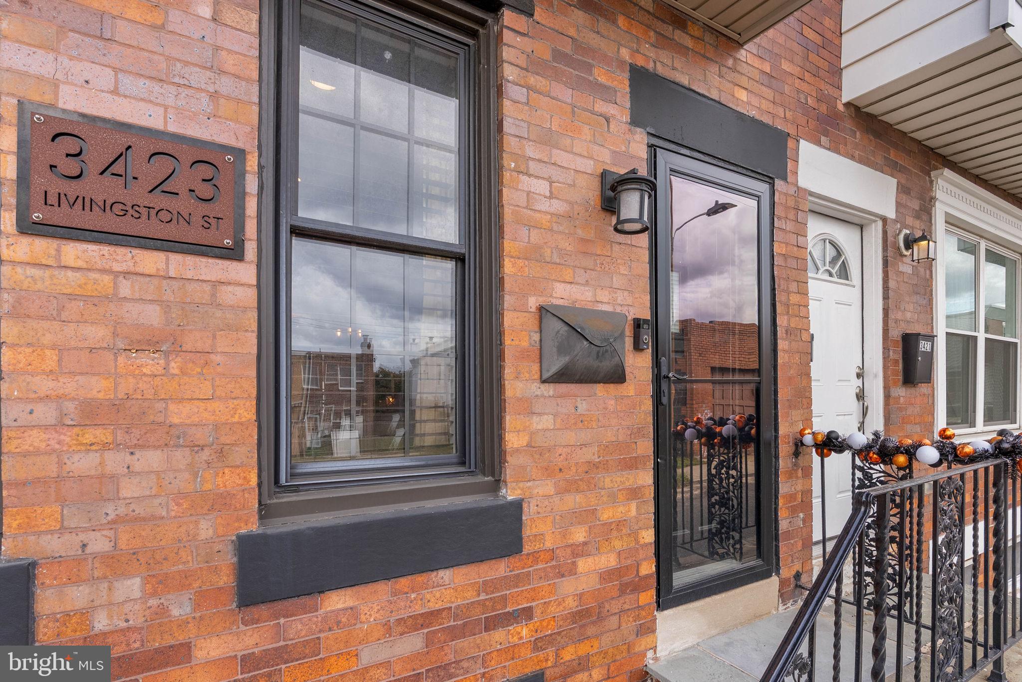 3423 LIVINGSTON STREET
