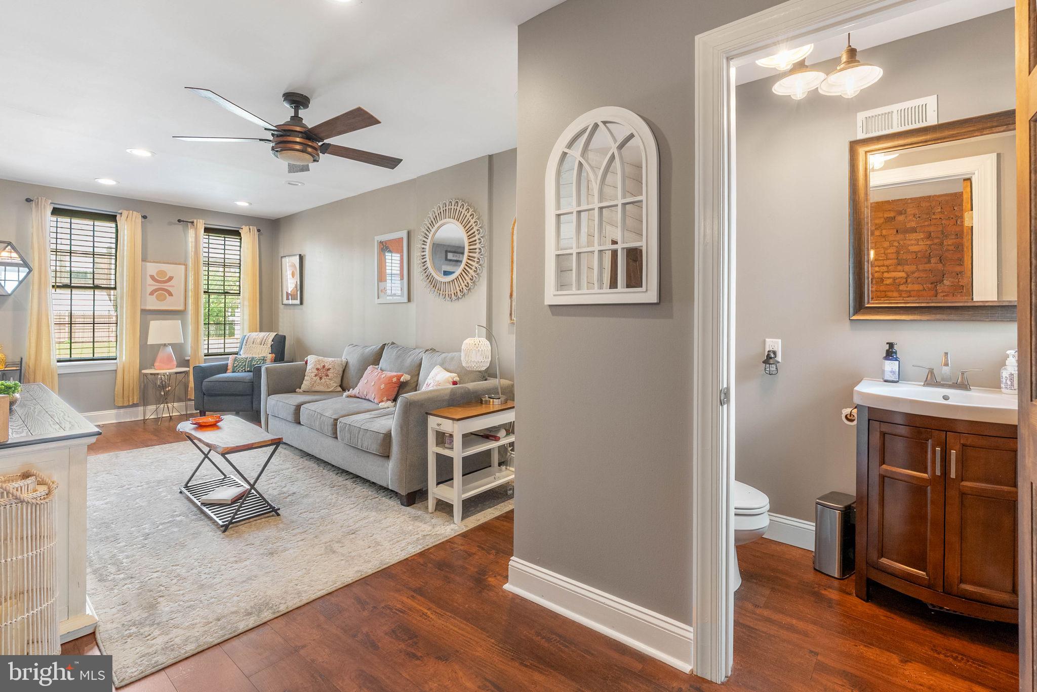 3423 LIVINGSTON STREET