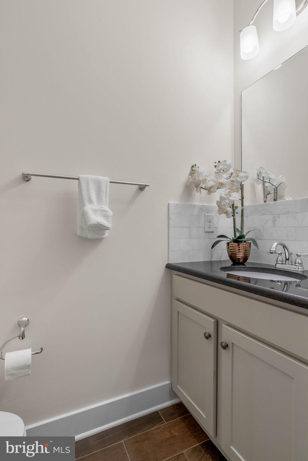 512 S FRONT STREET 14 2