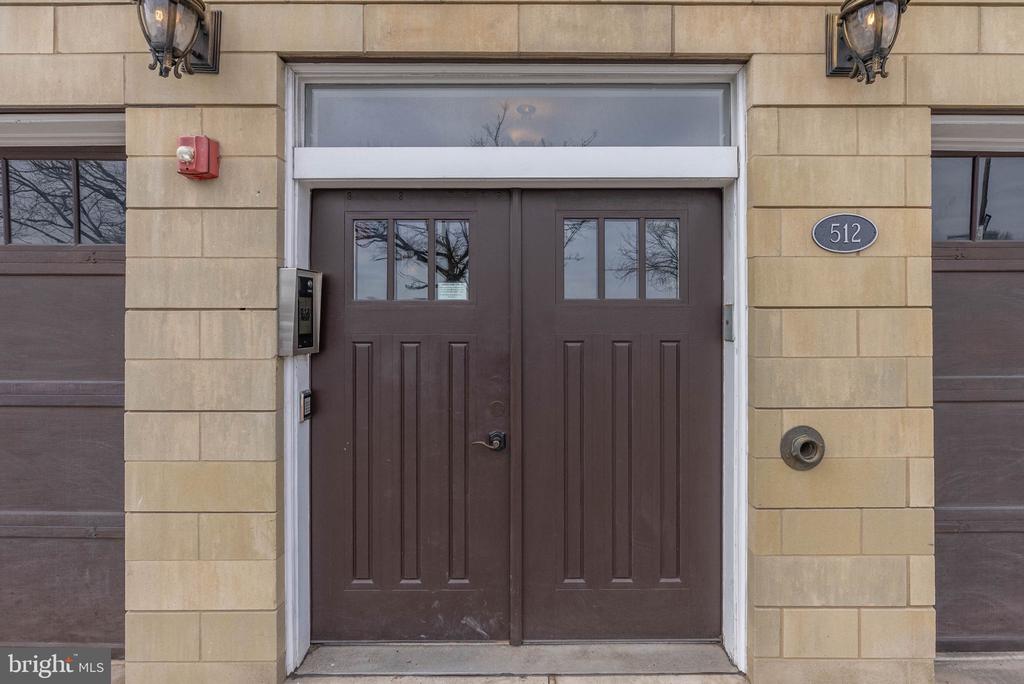 512 S FRONT STREET 14 2