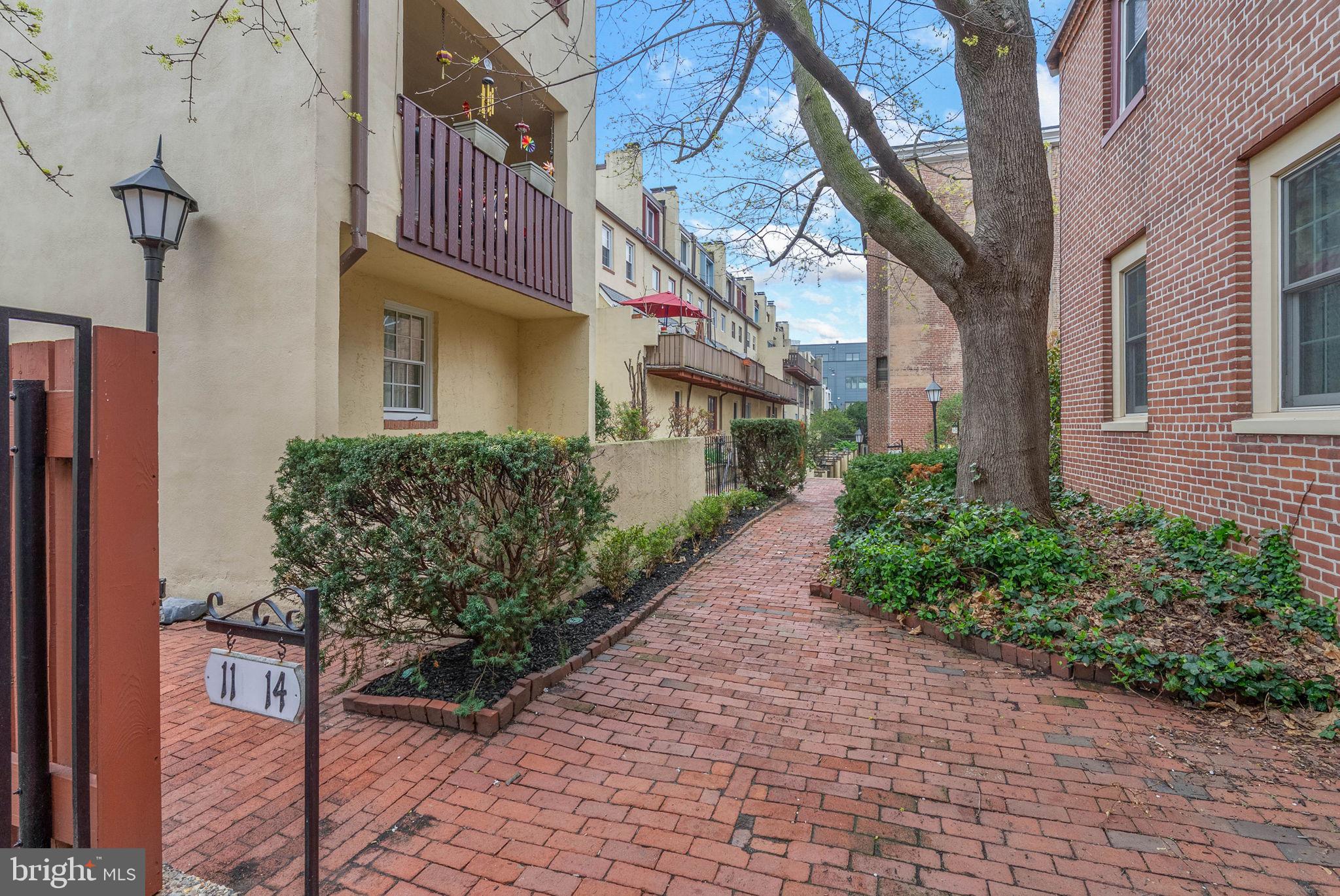 504 S 11TH STREET 06 33