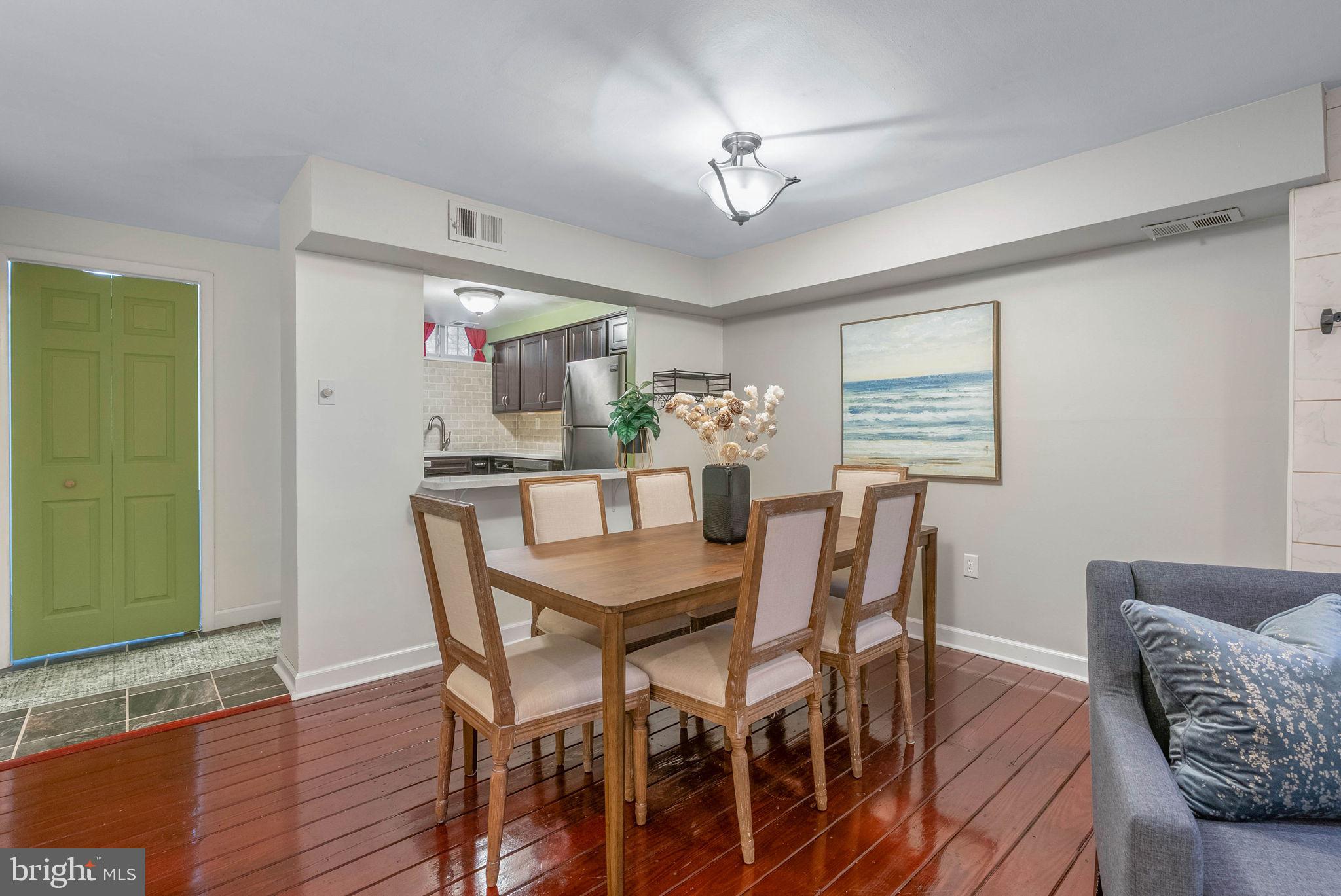 504 S 11TH STREET 06 33