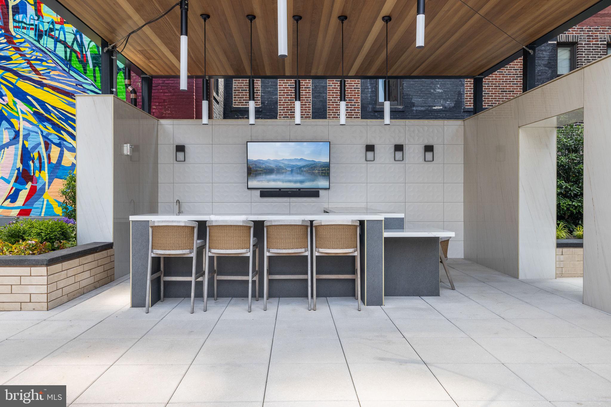 1911 WALNUT STREET 2804