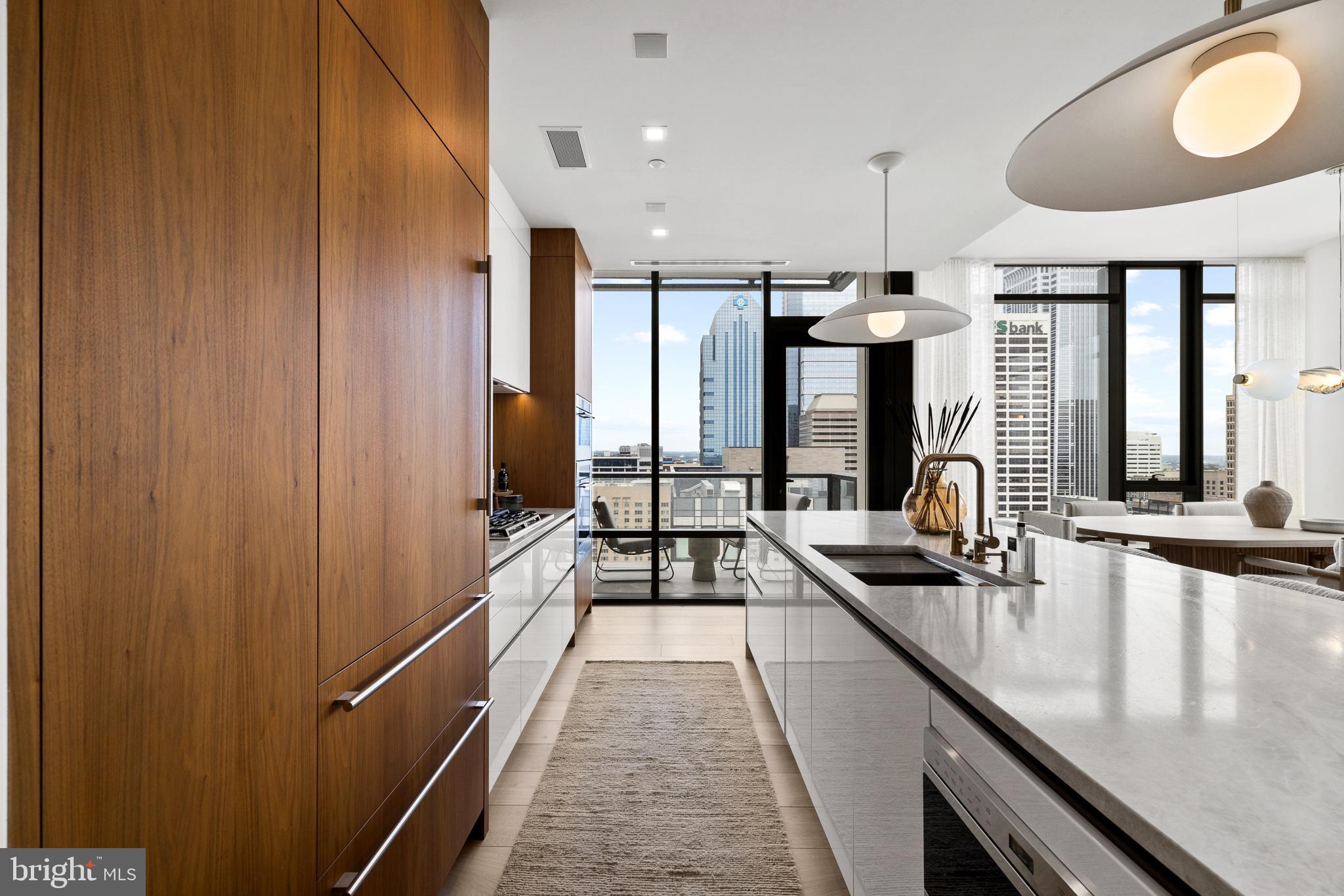 1911 WALNUT STREET 2804