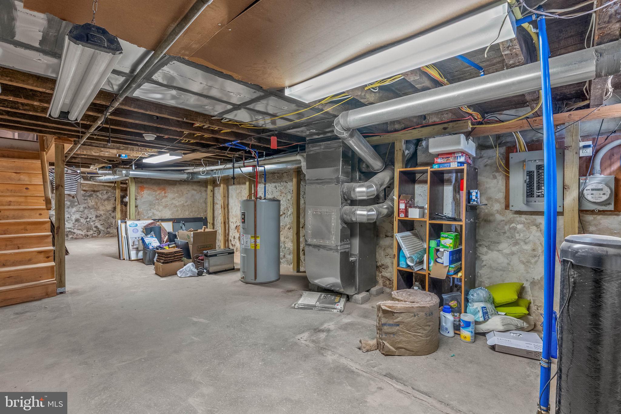 2729 CAMBRIDGE STREET