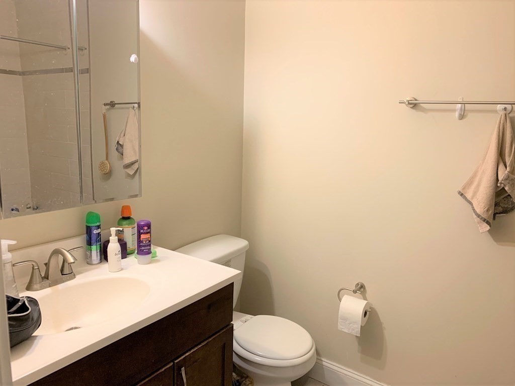141 Brighton Ave # 2R