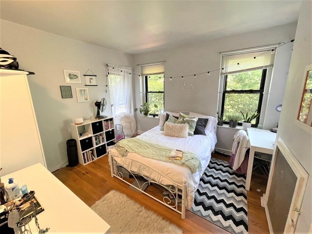 1404 Commonwealth Ave # 17