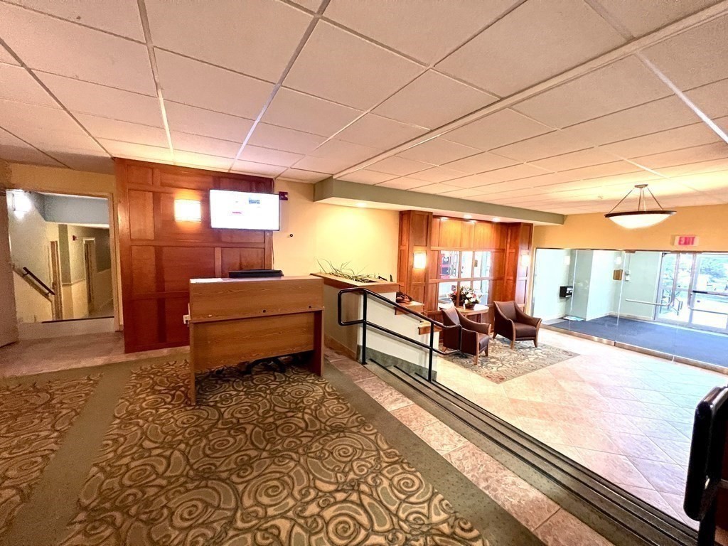 1500 Worcester Rd # 713
