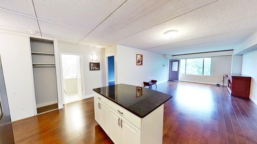 1500 Worcester Rd # 713