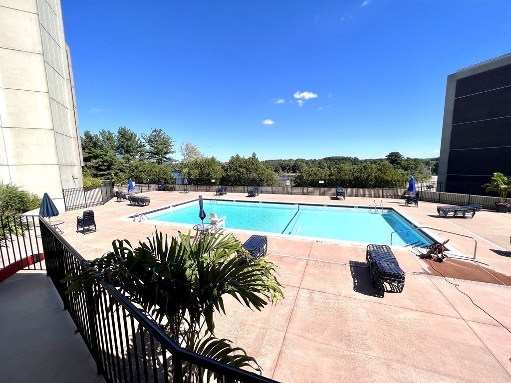 1500 Worcester Rd # 713