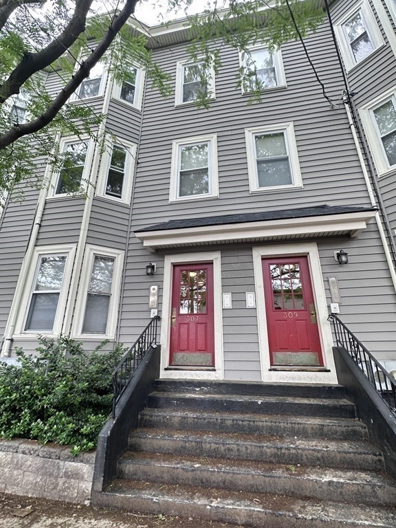 307 Elm St # 2