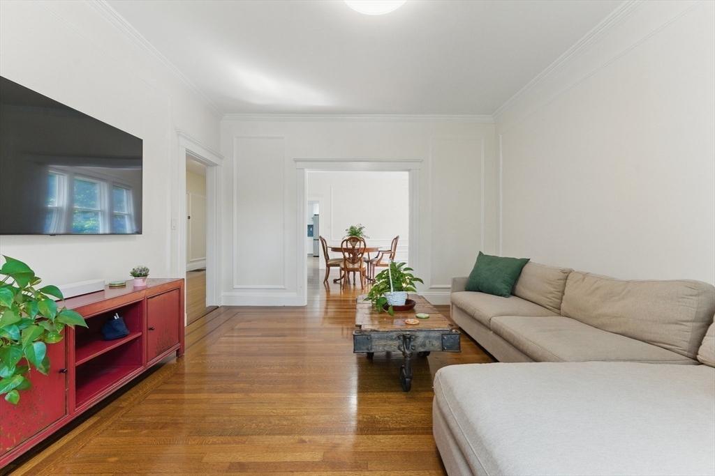 200 Winchester St # 1