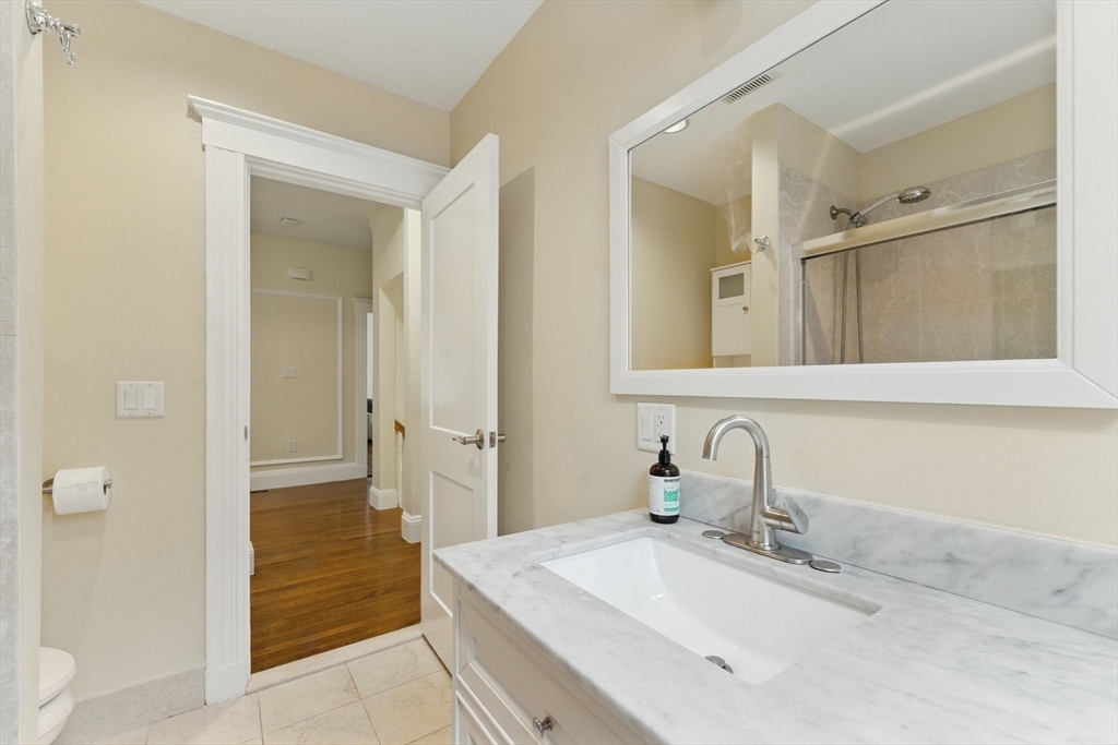 200 Winchester St # 1