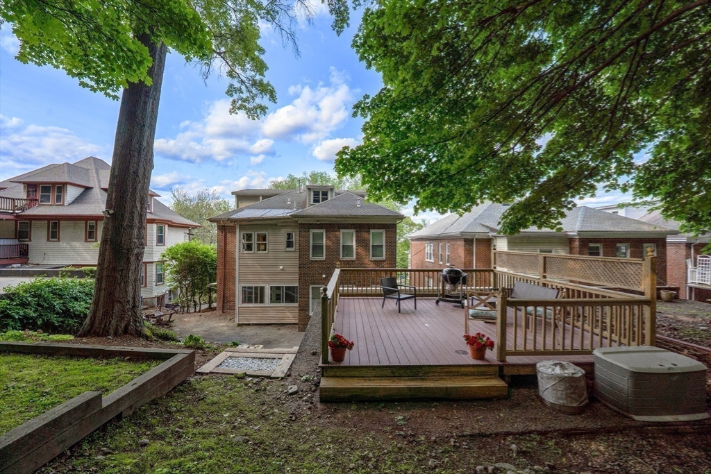 200 Winchester St # 1