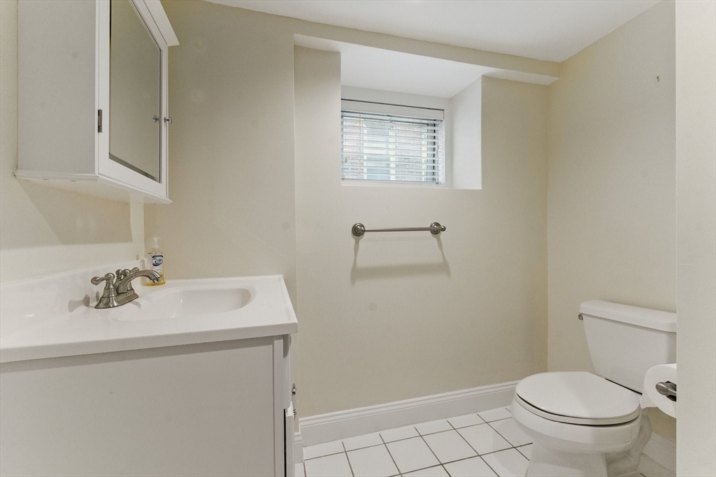 200 Winchester St # 1