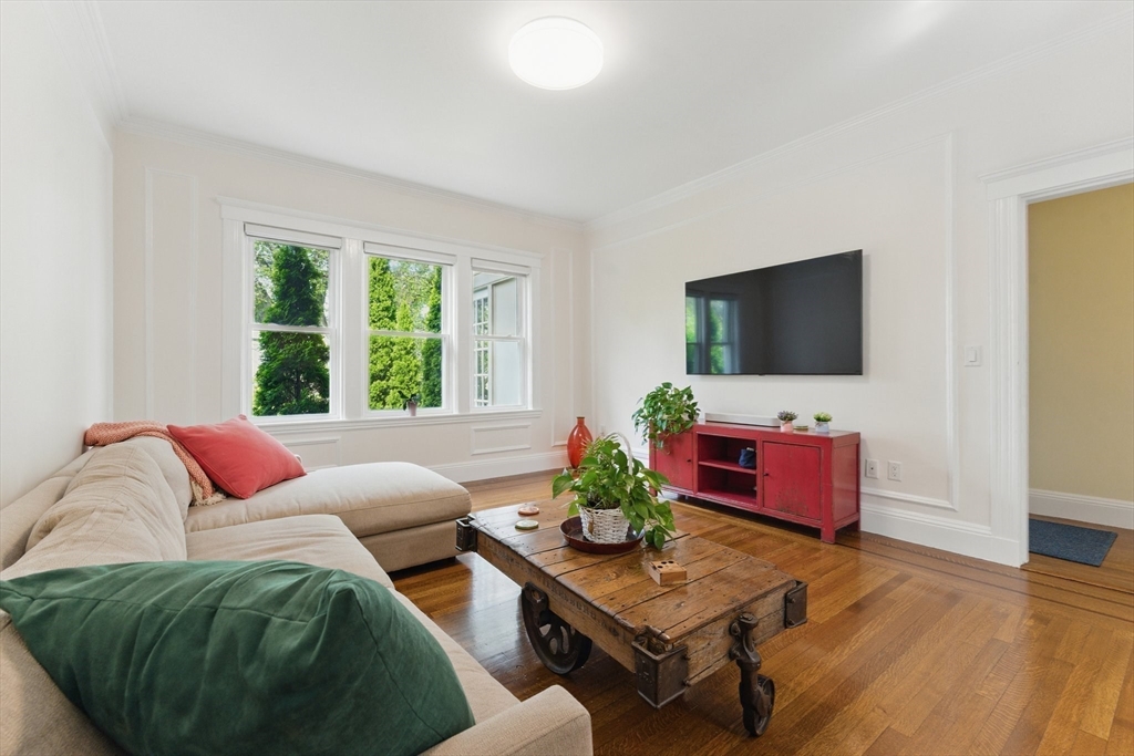 200 Winchester St # 1