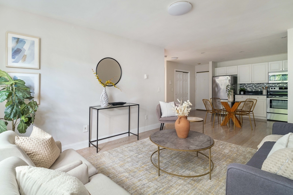 326 Broadway # 10
