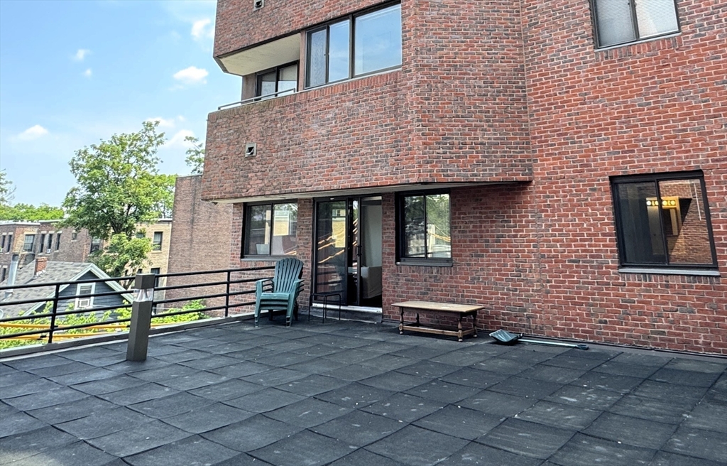 147 Kelton St # 312