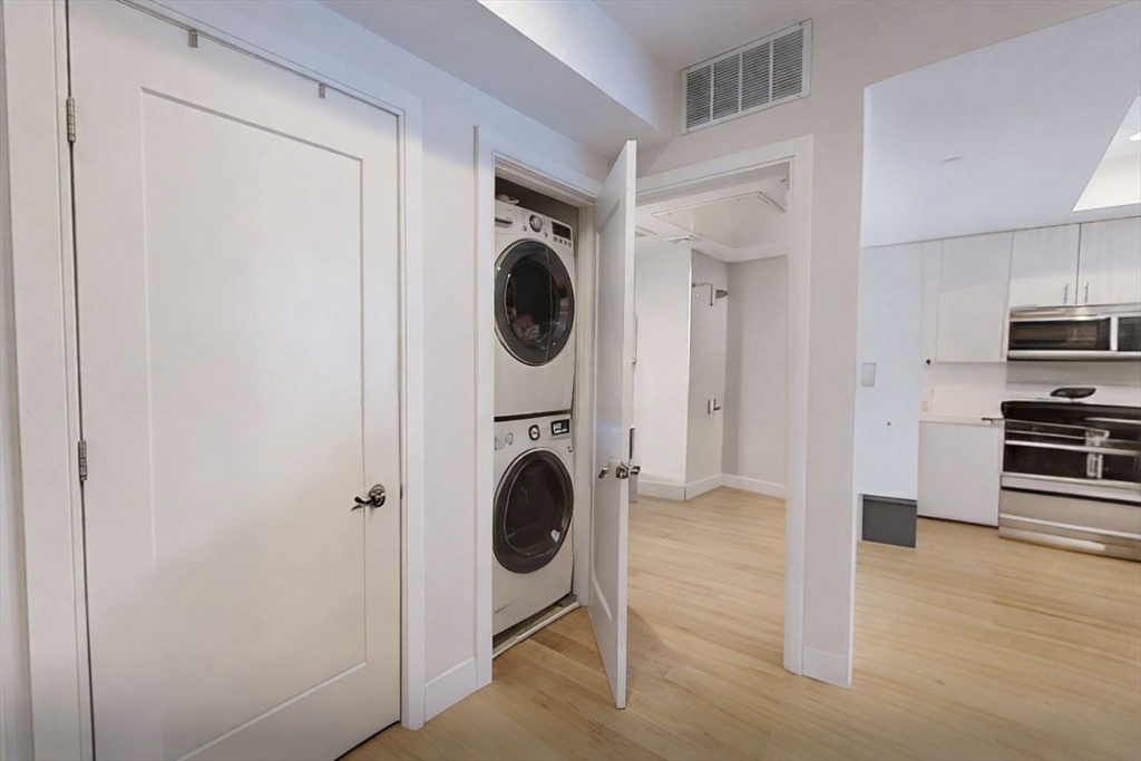 488 Dorchester Ave # 3E