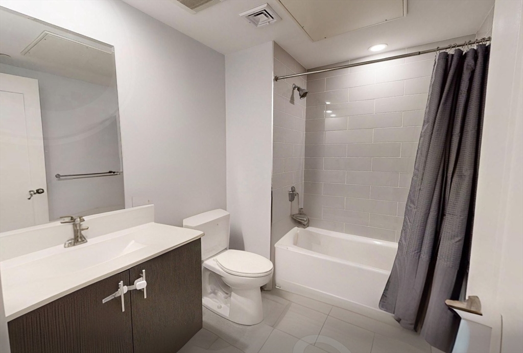 488 Dorchester Ave # 3E