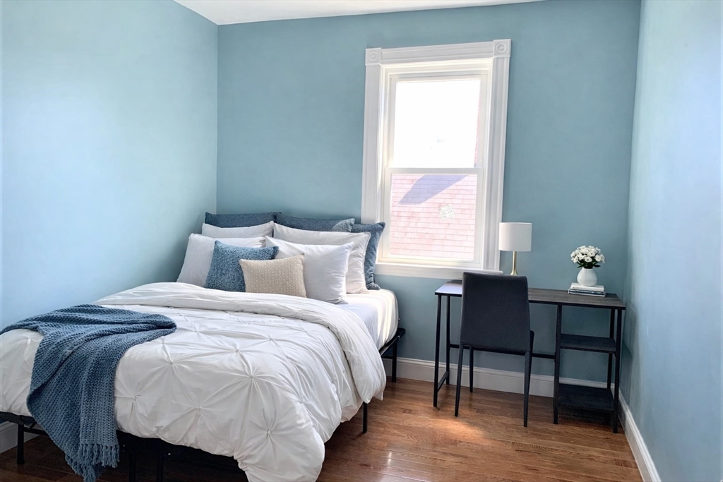21 Oakland St # 3