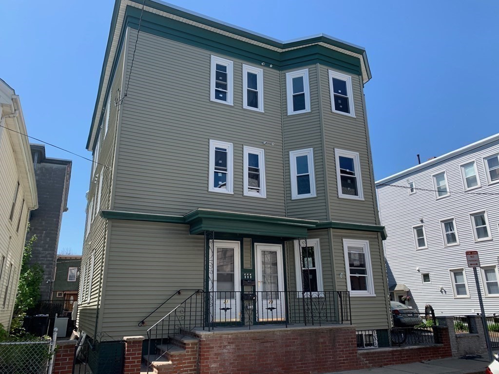 21 Oakland St # 3
