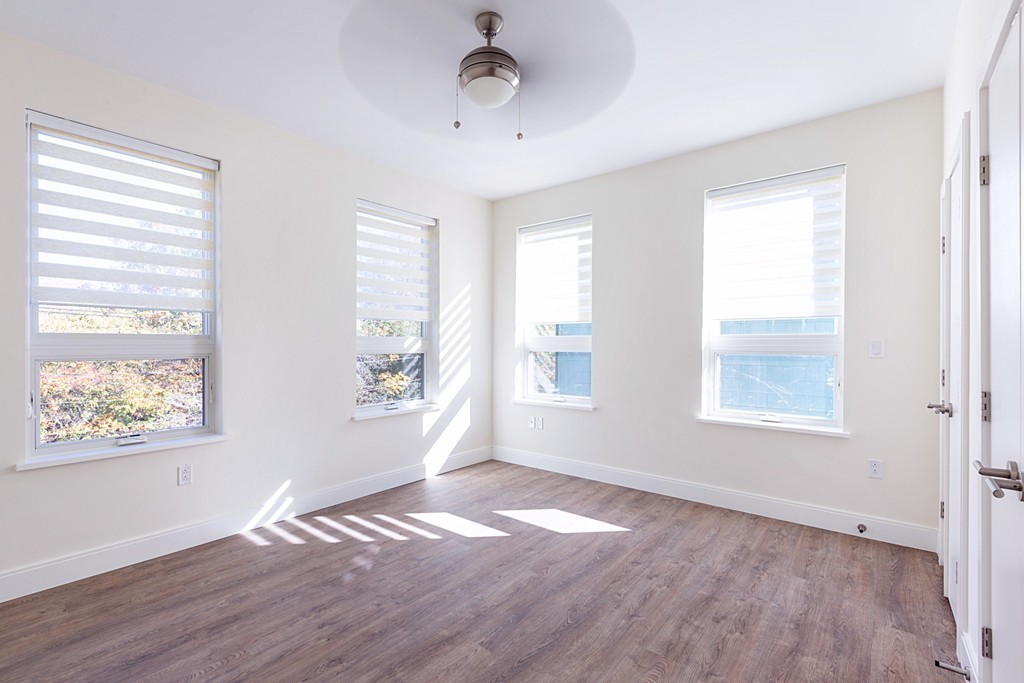 40 Fisher Ave # 202