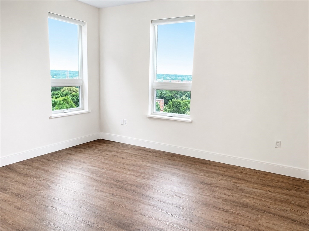 40 Fisher Ave # 202