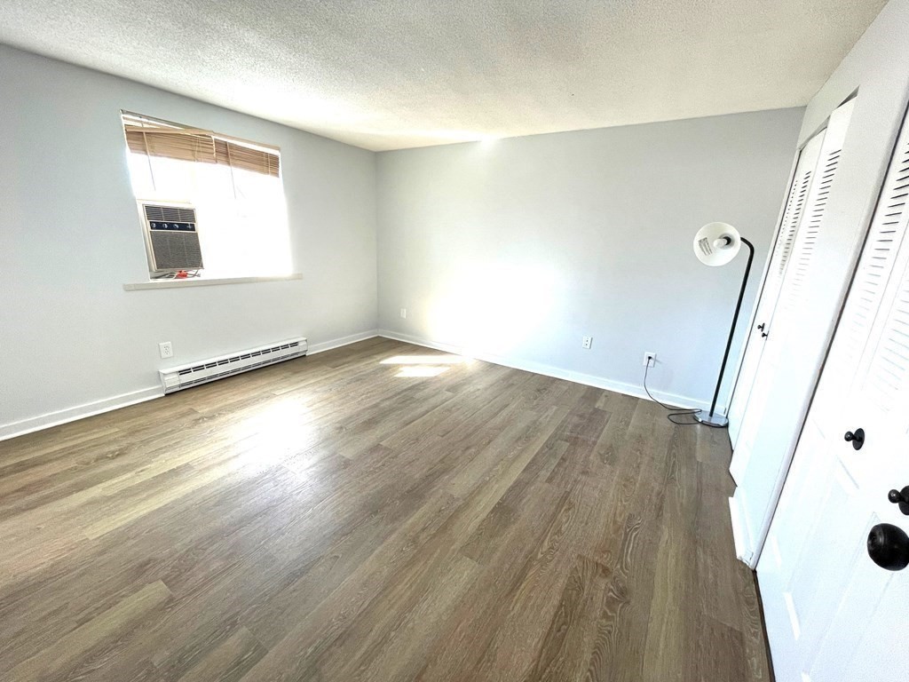 94 Beacon St # 27