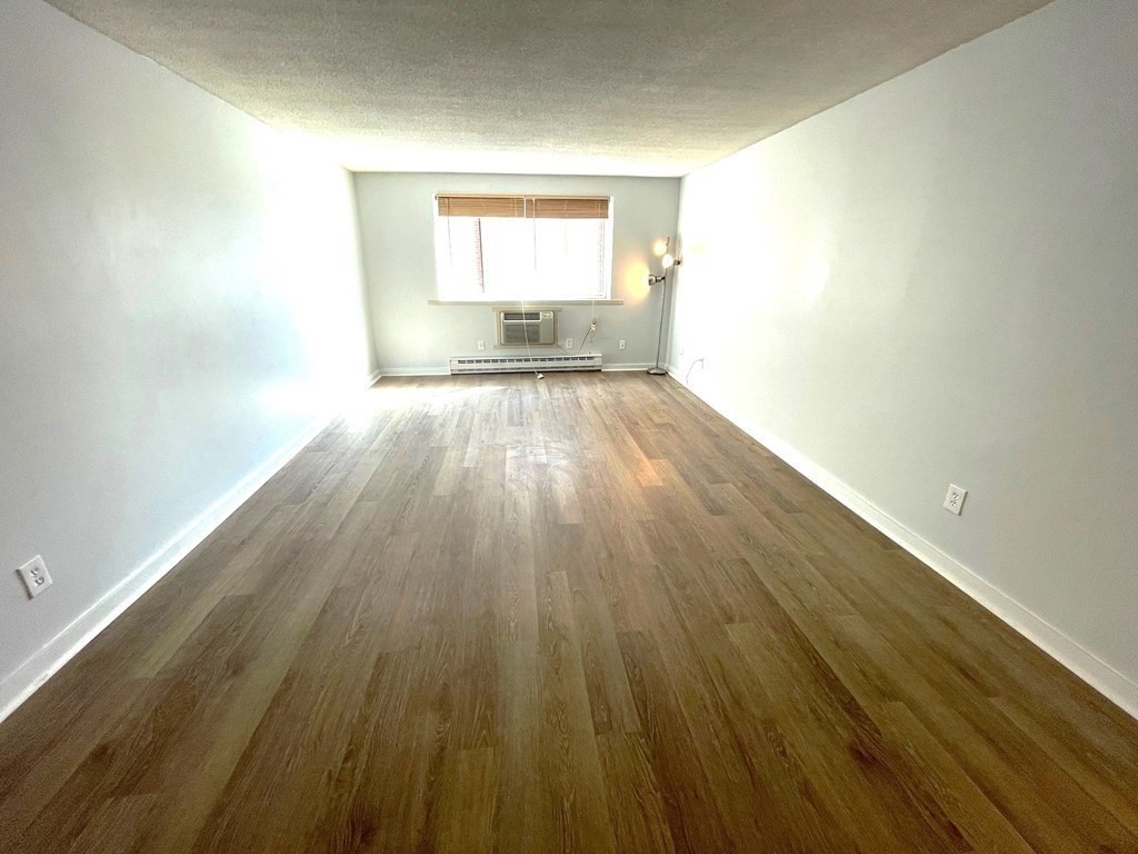 94 Beacon St # 27