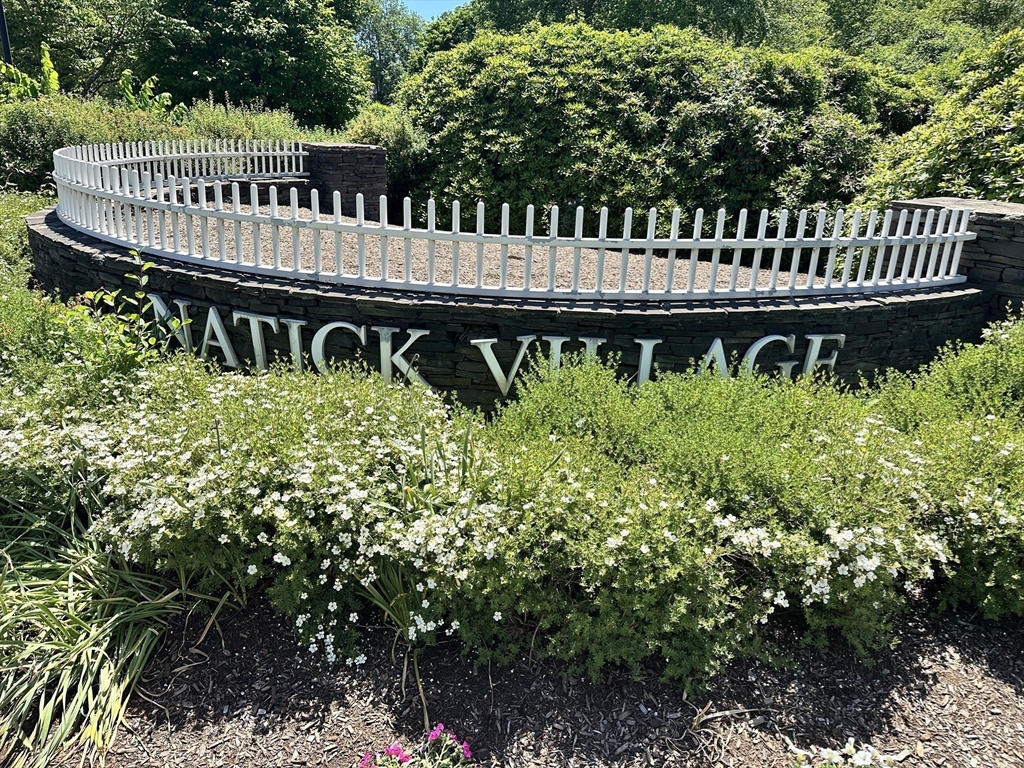 25 Village Rock Ln # 12