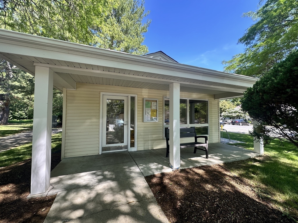 25 Village Rock Ln # 12