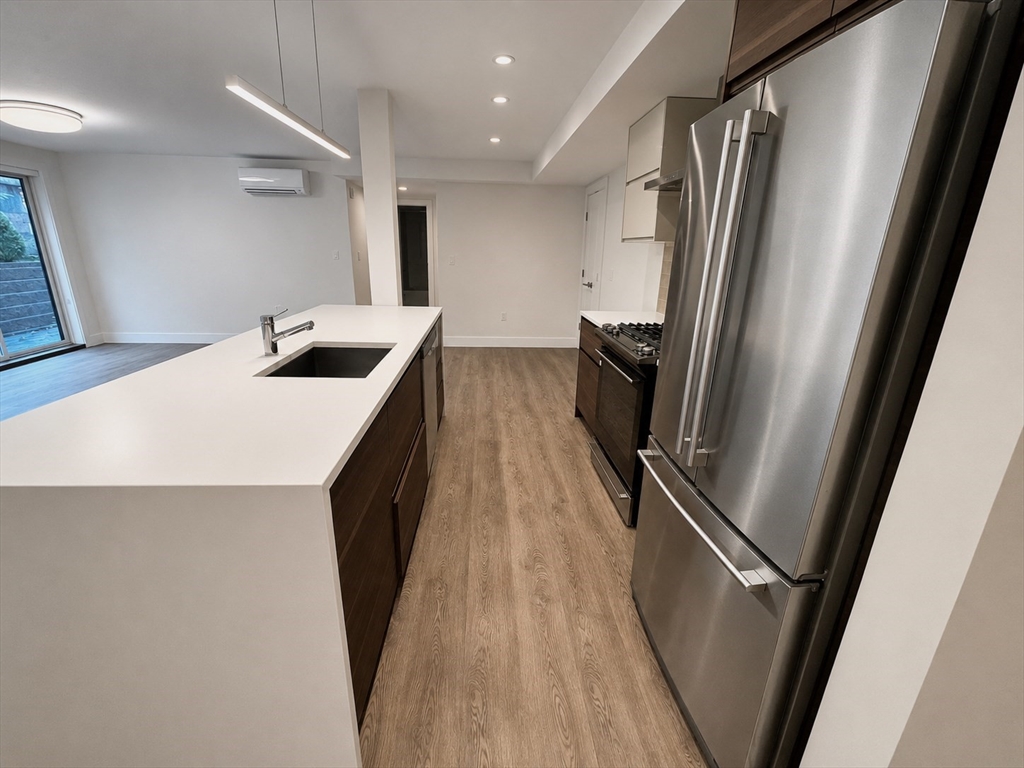 40 Fisher Ave Unit: UT02