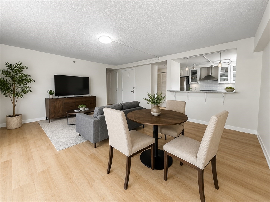 15 N Beacon St # 505