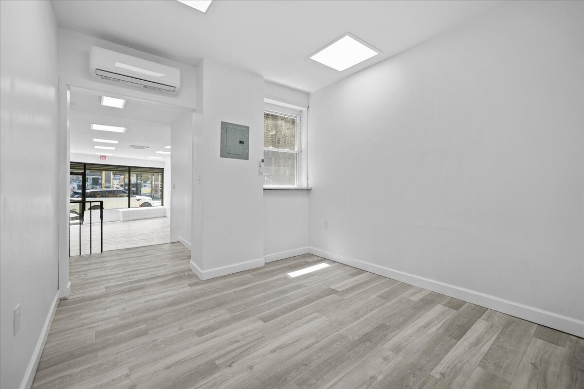 403 NEW LOTS Avenue STOREFRONT