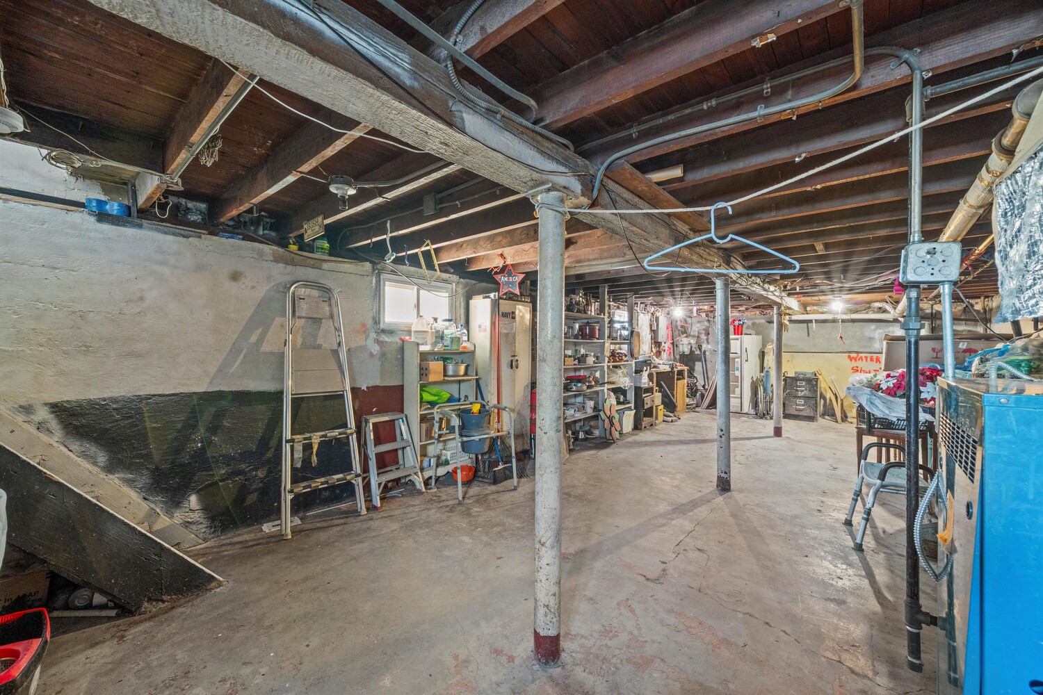 4409 AVE M