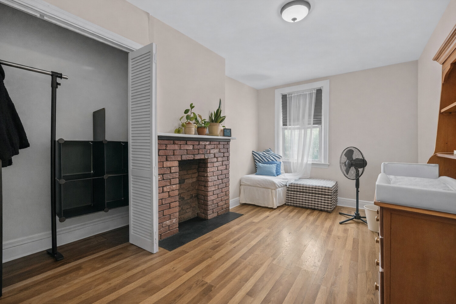 287 23RD Street