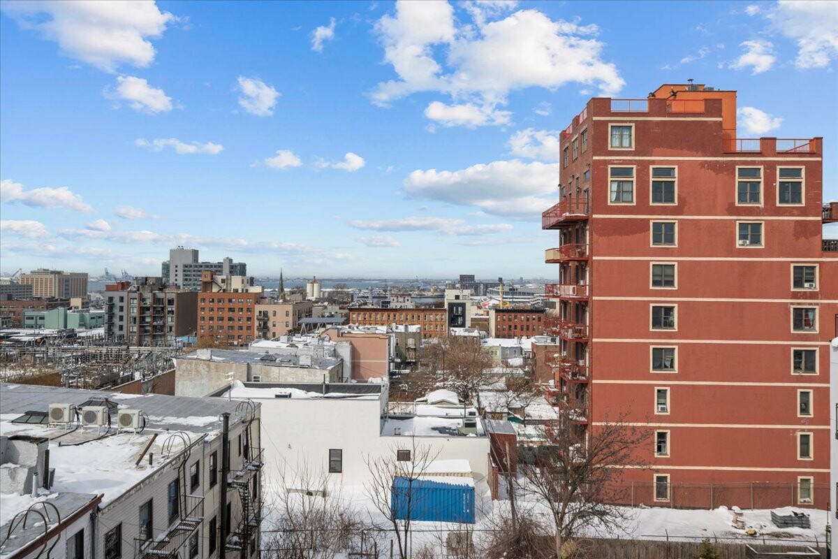 281 23RD Street
