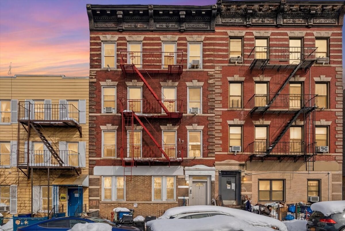281 23RD Street