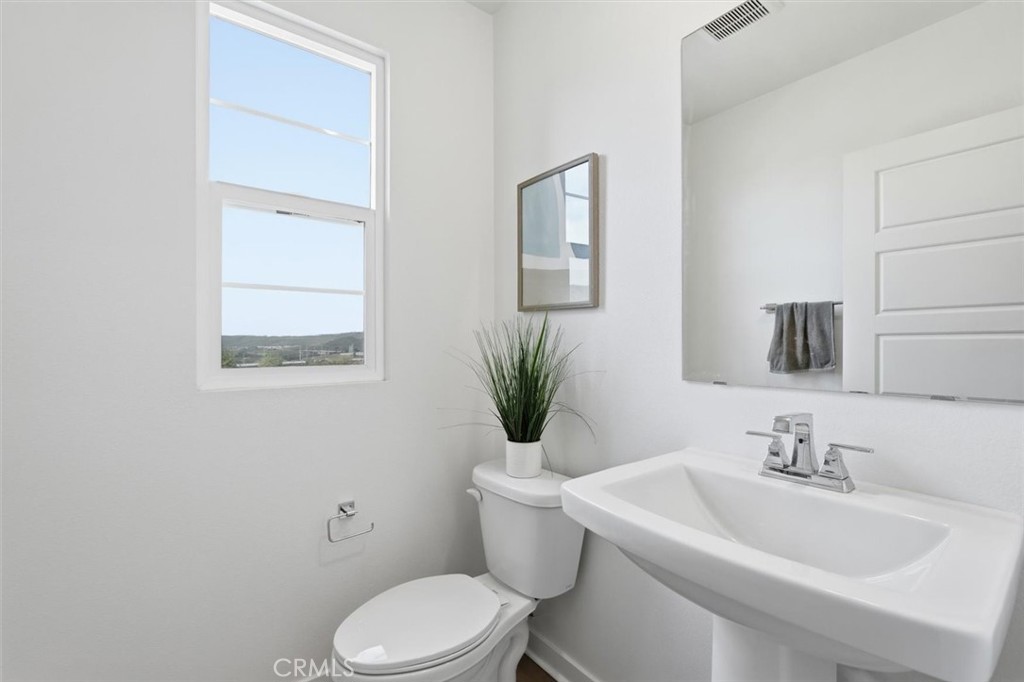 361 Gelding Way