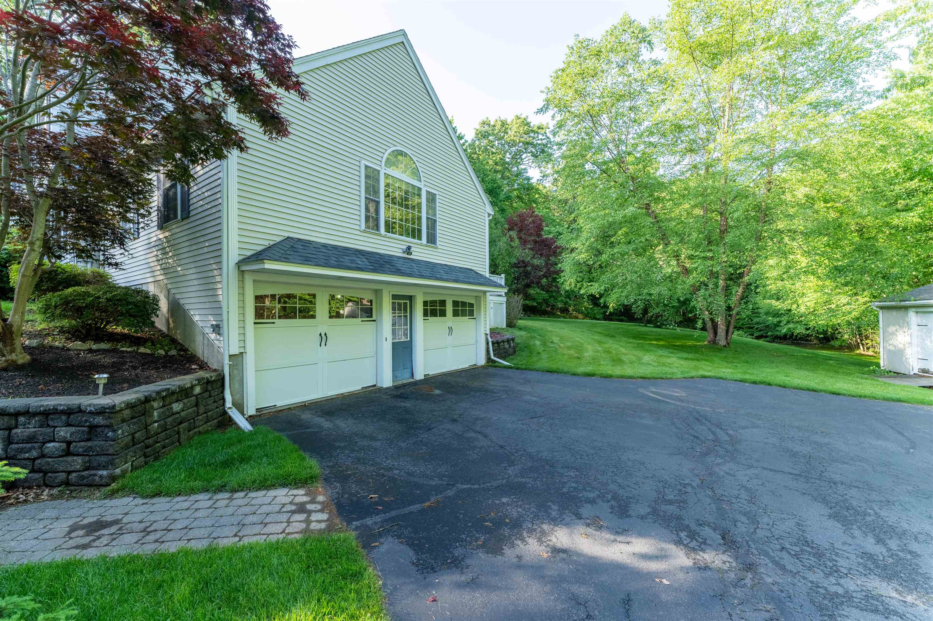 7 Williamine Drive