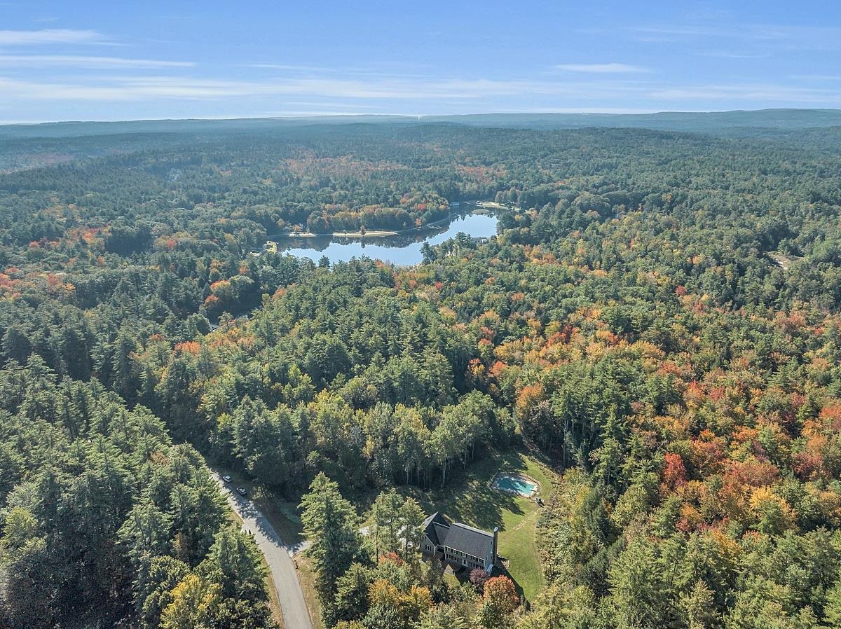 17 Deer Hollow Drive