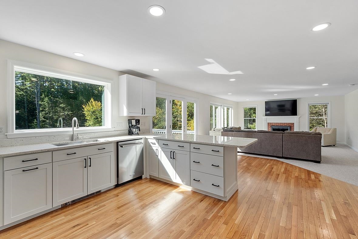 17 Deer Hollow Drive